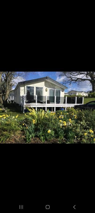 Holiday Hideaways Lytchett Minster Bagian luar foto